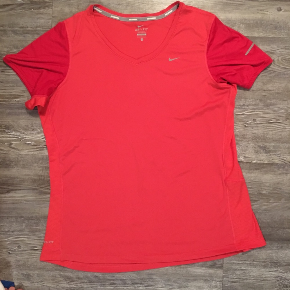 Like new Nike Running Tee